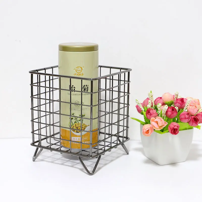 New Nordic Style Iron Four-legged Square Storage Basket Metal Desktop Sundries Finishing Storage Basket Cosmetic Rack