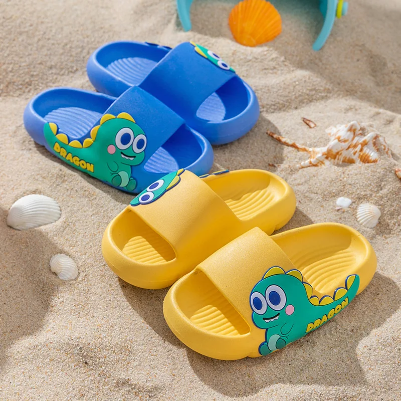 2023 Summer New Children's Slippers  Indoor Dormitory Sandals Slippers Wearing Soft Sole Shoes Outside