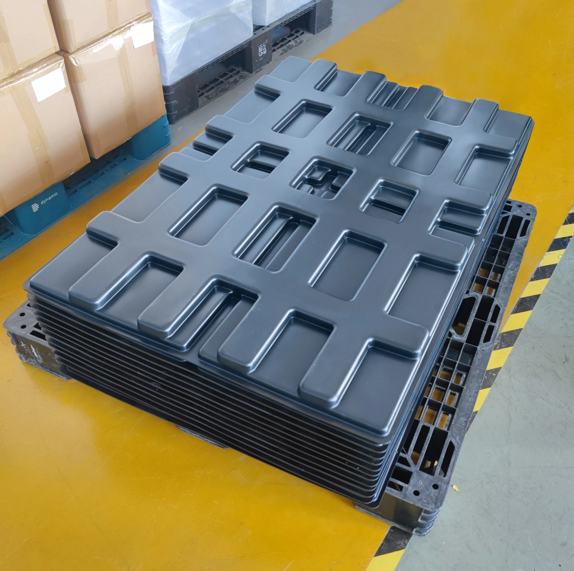 Plastic  Pallet Cover (3)