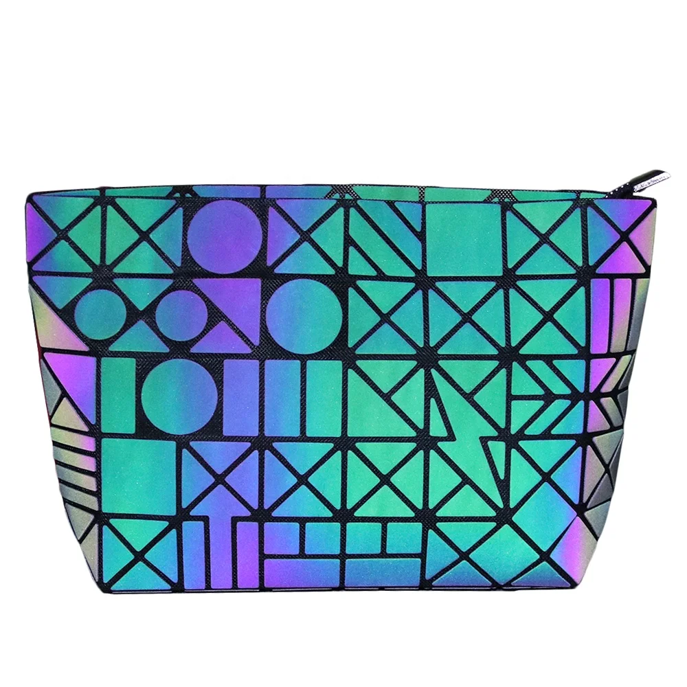 geometric pattern sling bolsa