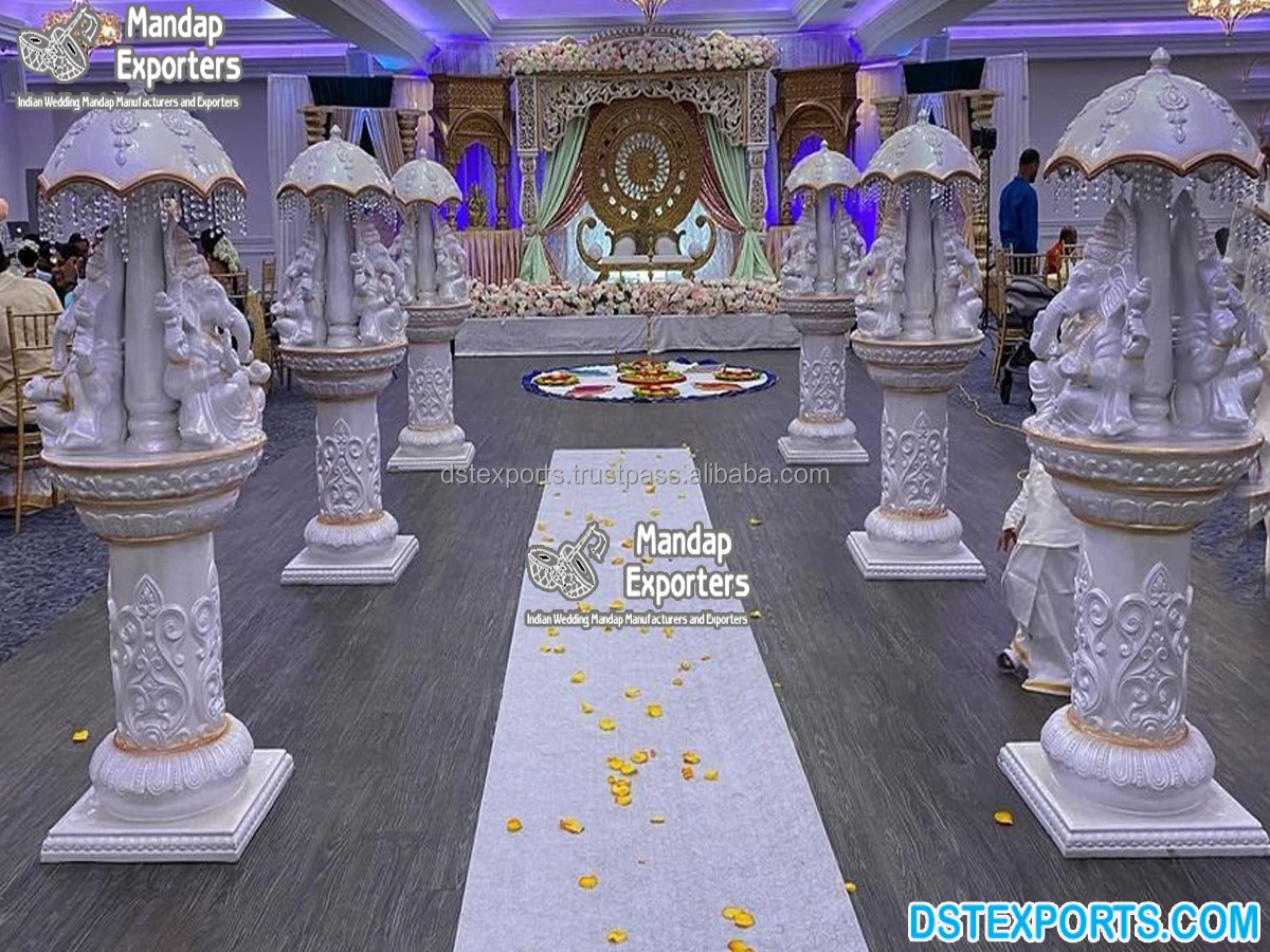 Mughal Theme Wedding Stage Walkway Pillars Grand Stage Walkway For