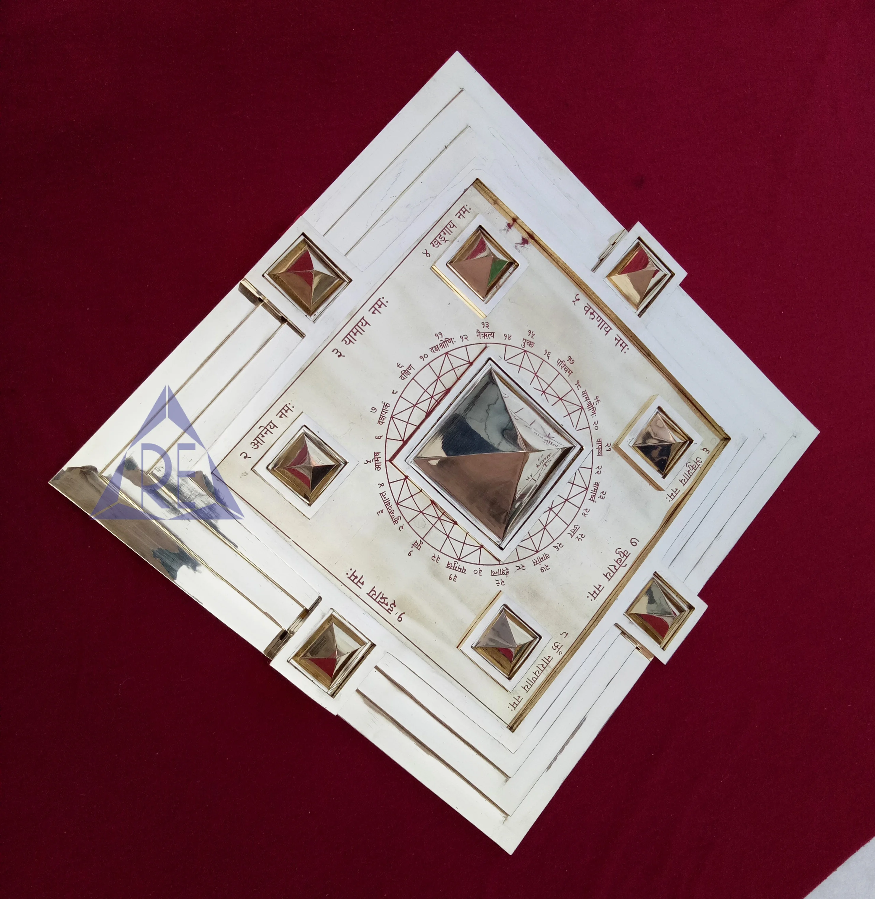 Vedic Vastu Purusha Pyramid Yantra Spiritual Shree Yantra For Worship