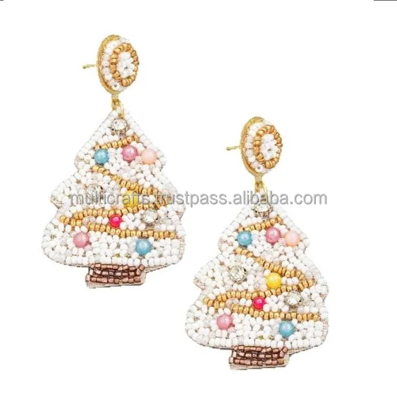 Earrings (4).png