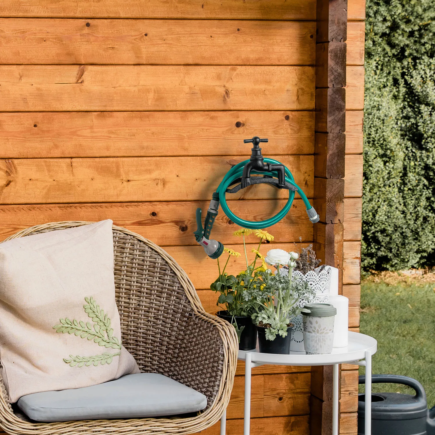 MyGift Vintage Black Cast Iron Wall Mounted Garden Hose Rack Long-Time Favorite Gardening Essential Tool Holder S95beb43977ab459980e033fbde744e6cB