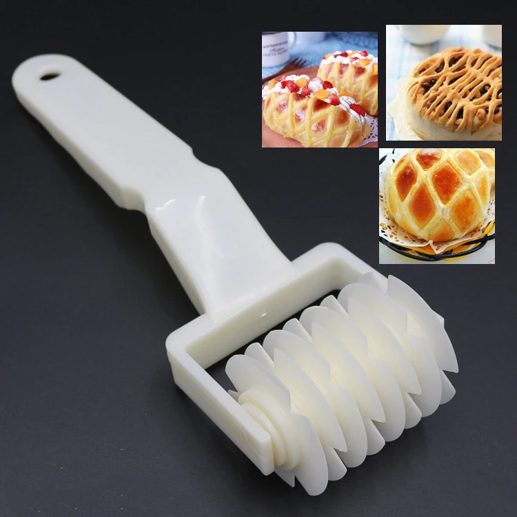 Baking Tool Cheap Accessories Kitchen Gadgets Plastic Dough Lattice Roller Cutter Pull Net Wheel Knife Pizza Pastry Cutter