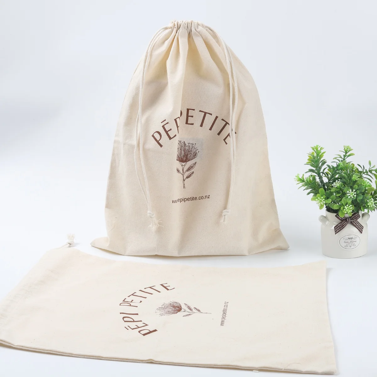 Custom Logo Printing Cotton Packaging Shoe Cloth Bag Eco Friendly Organic Muslin Cotton Drawstring Pouch Bags