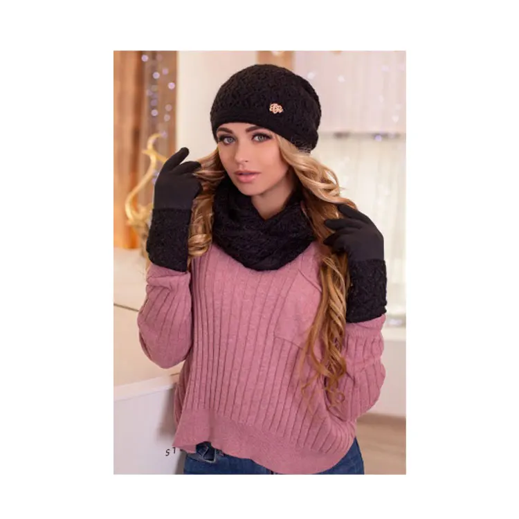 snood and gloves set