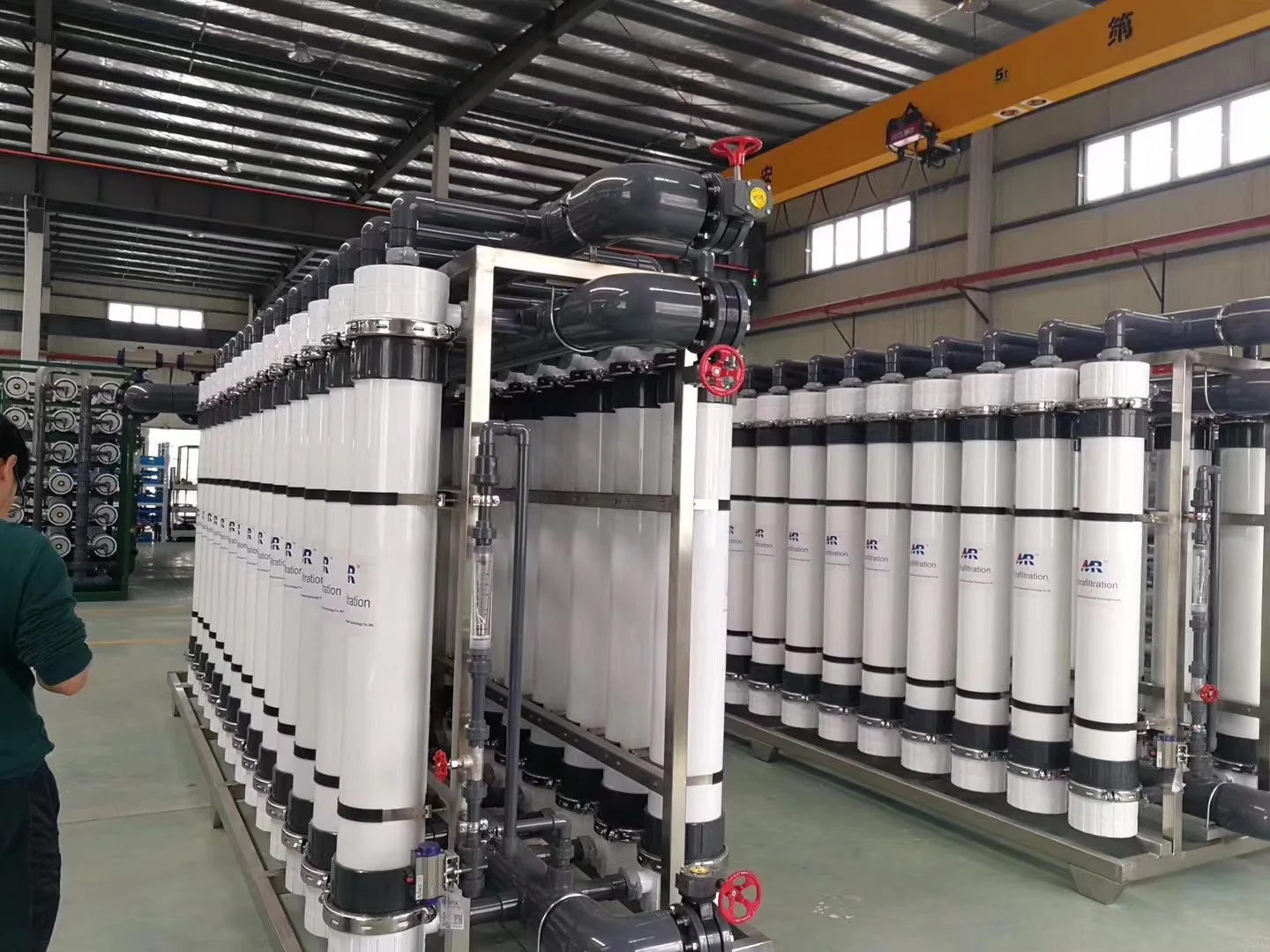 1000m3 Per Day SS304 Reverse Osmosis Plant with PLC Program Controller for Water Desalination