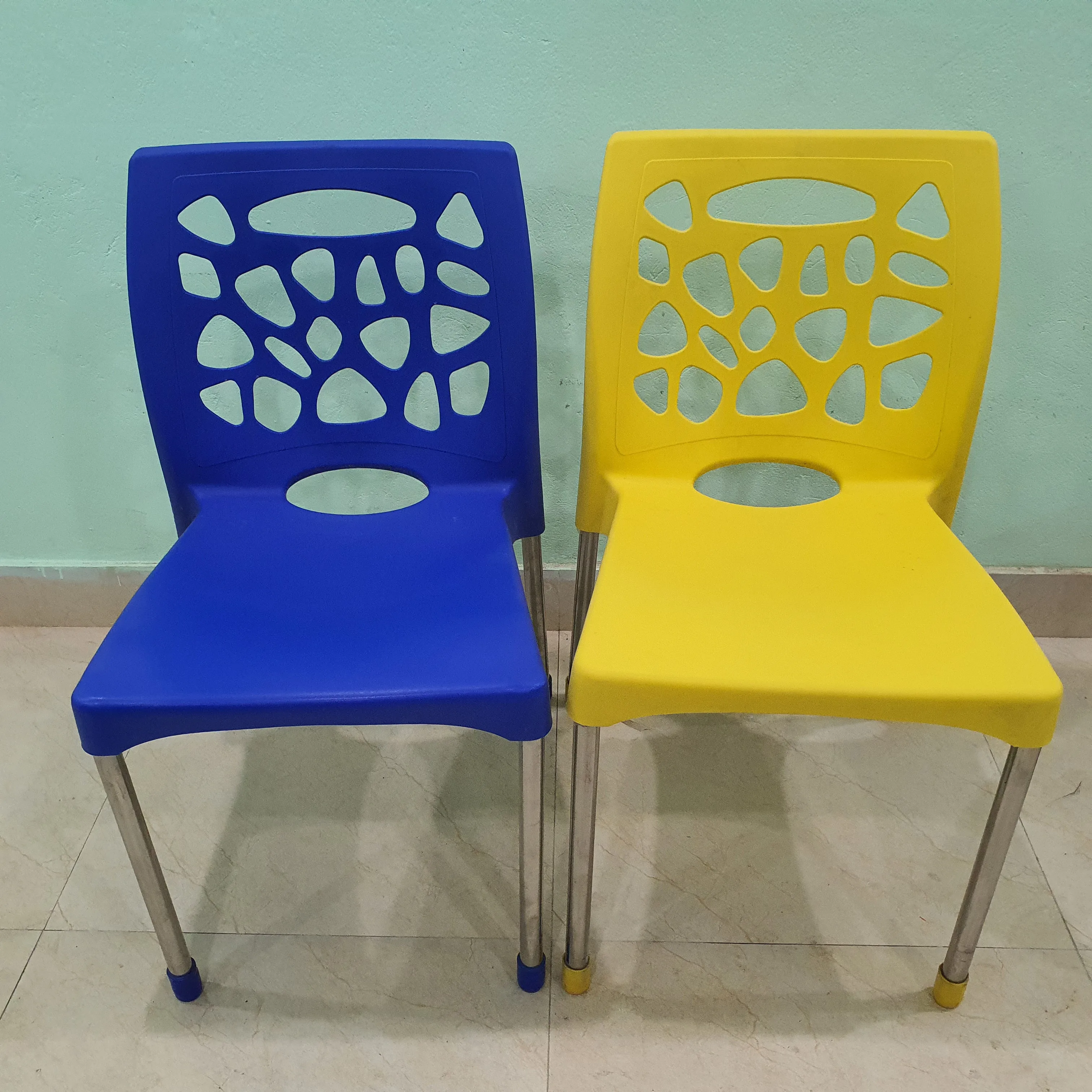 backrest plastic chair