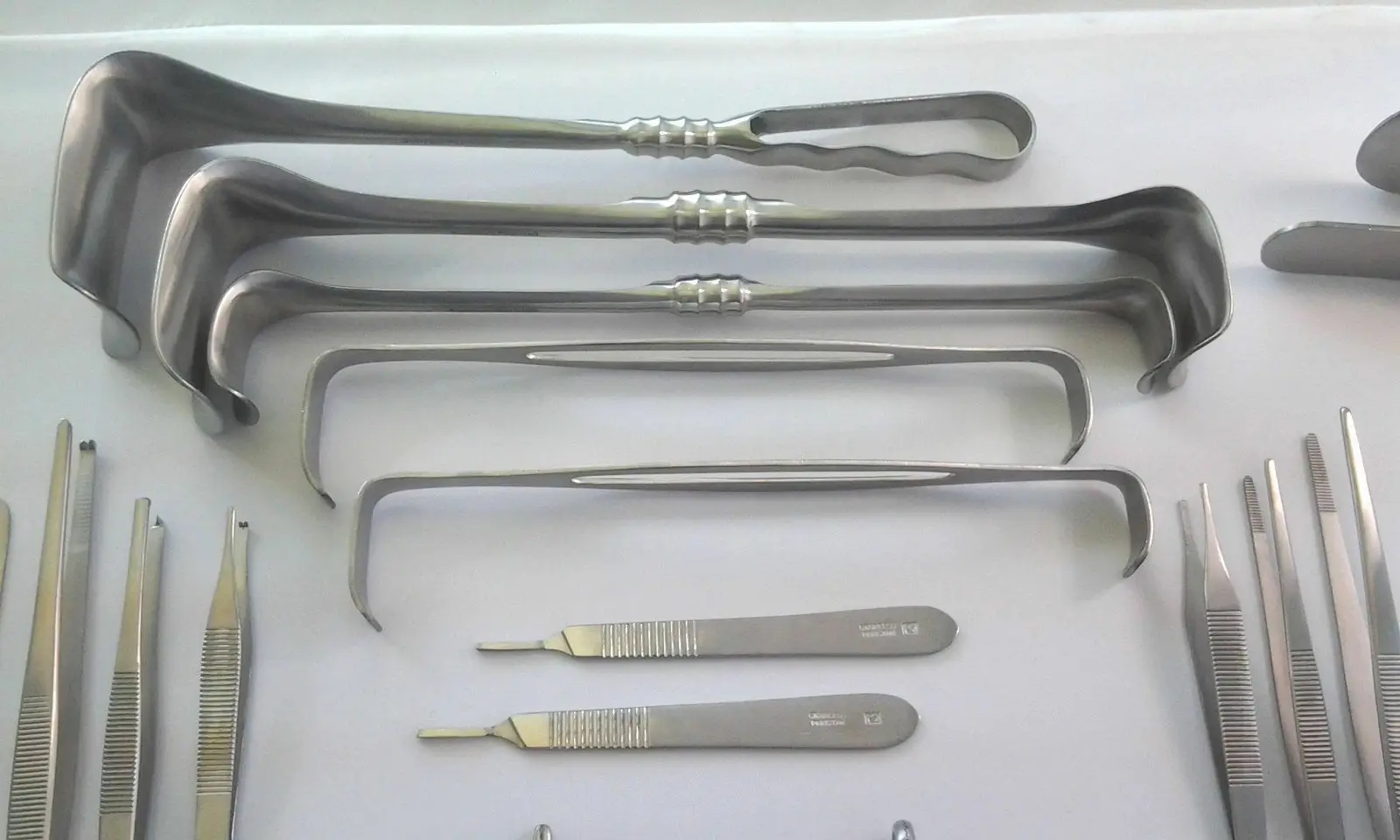 Basic Laparotomy Abdominal Surgery Instruments Set Of 104 Pieces Hot