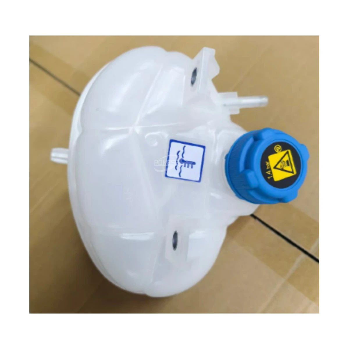 68421982AA 68409612AA 52088355 Expansion Tank with — 2