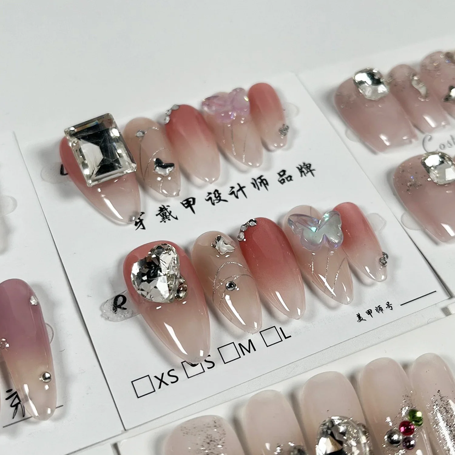 Random Design High Quality Oem Easy to Use Decoration False Luxury Handmade Press on Nails With Designs