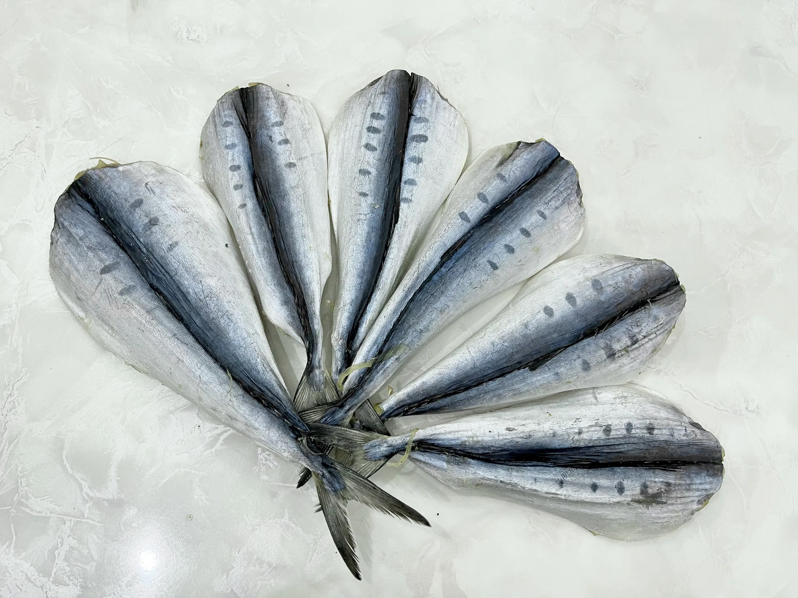 High Quality Dried Queen Fish Dry Fish Seafood Natural Flavor Ly Huynh
