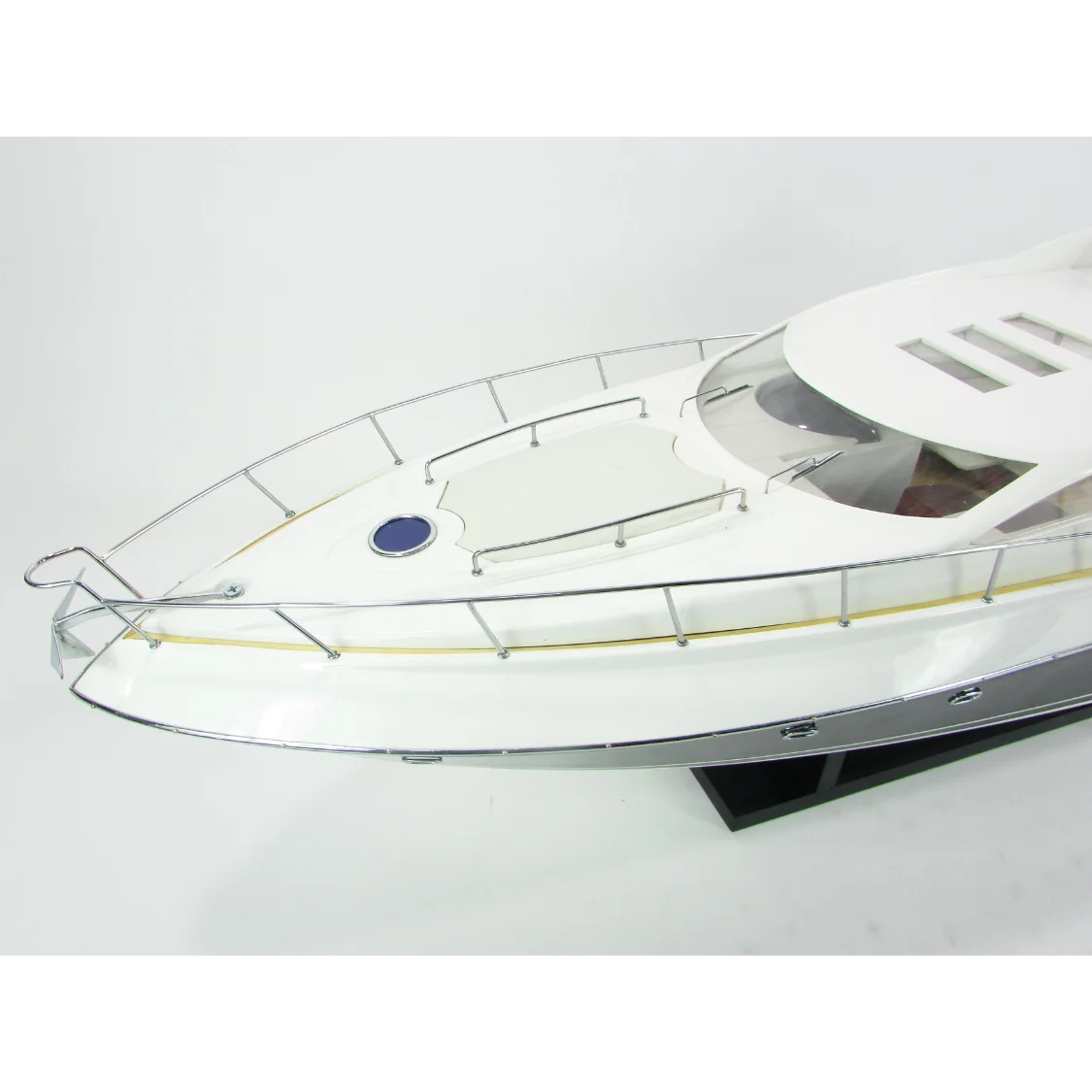 SUNSEEKER PREDATOR 62 WOODEN MODEL BOAT - HANDCRAFTED DISPLAY MODEL YACHT for DECORATION - MODERN YACHT MODEL