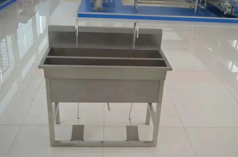 Automatic sensor wash basin with foot pedal for food industry hygiene control