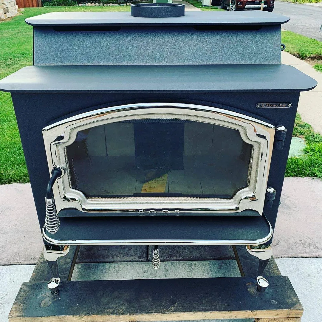 High Quality Small Modern Wood Pellet Stove / 120 Kg Weight Wood