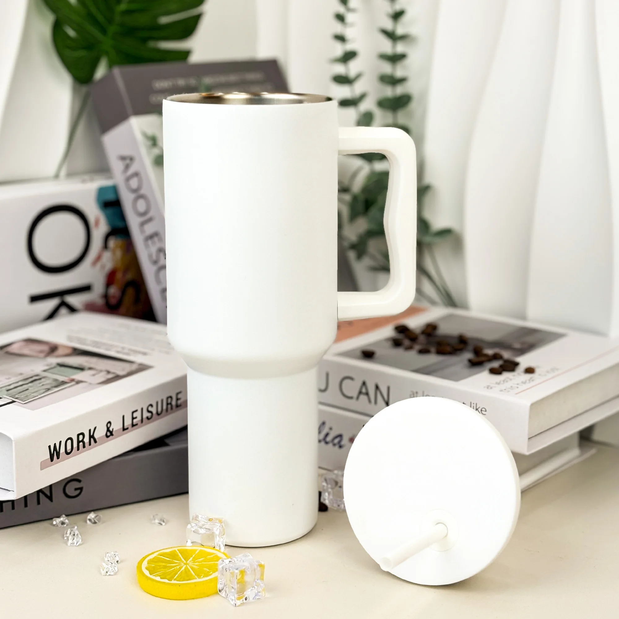 Custom Simple Modern Tumbler Cup With Handle And Straw 40oz 40 Oz