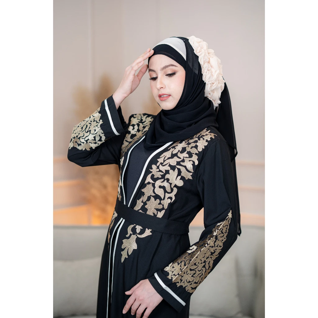 Abaya with a Cover, Beautiful Islamic Dress 2020, Wear It Outside, Dubai Girl Style