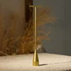 28 X 6 X 3 CM