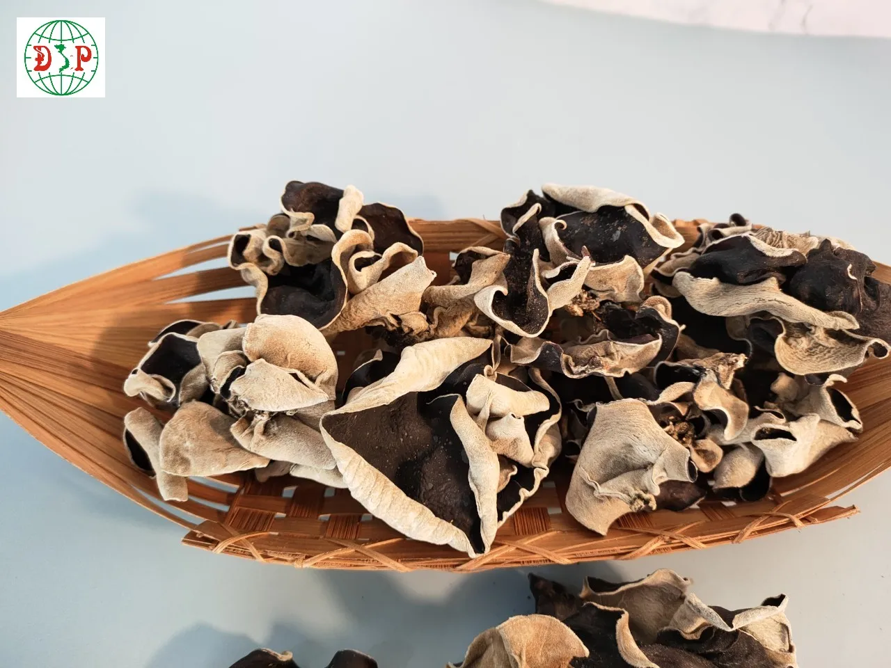 Whole New Vietnam High Quality Dried Tree Ear Mushrooms Dried Black
