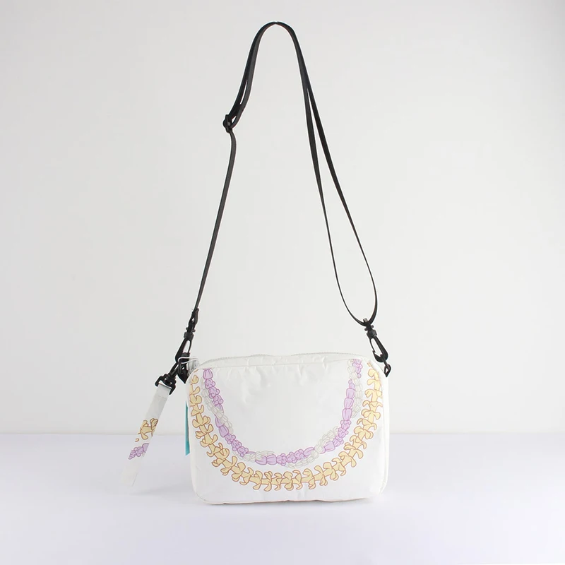 Custom Splash Proof Water-Resistant Hawaiian Wristlet Clutch Beach Travel Tyvek Crossbody Bag