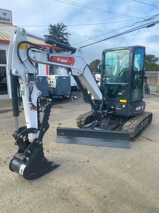 2023 Bobcat E35R2 Compact Excavator with Kubota Engine 3ton Operating Weight Gear Pump Motor-K