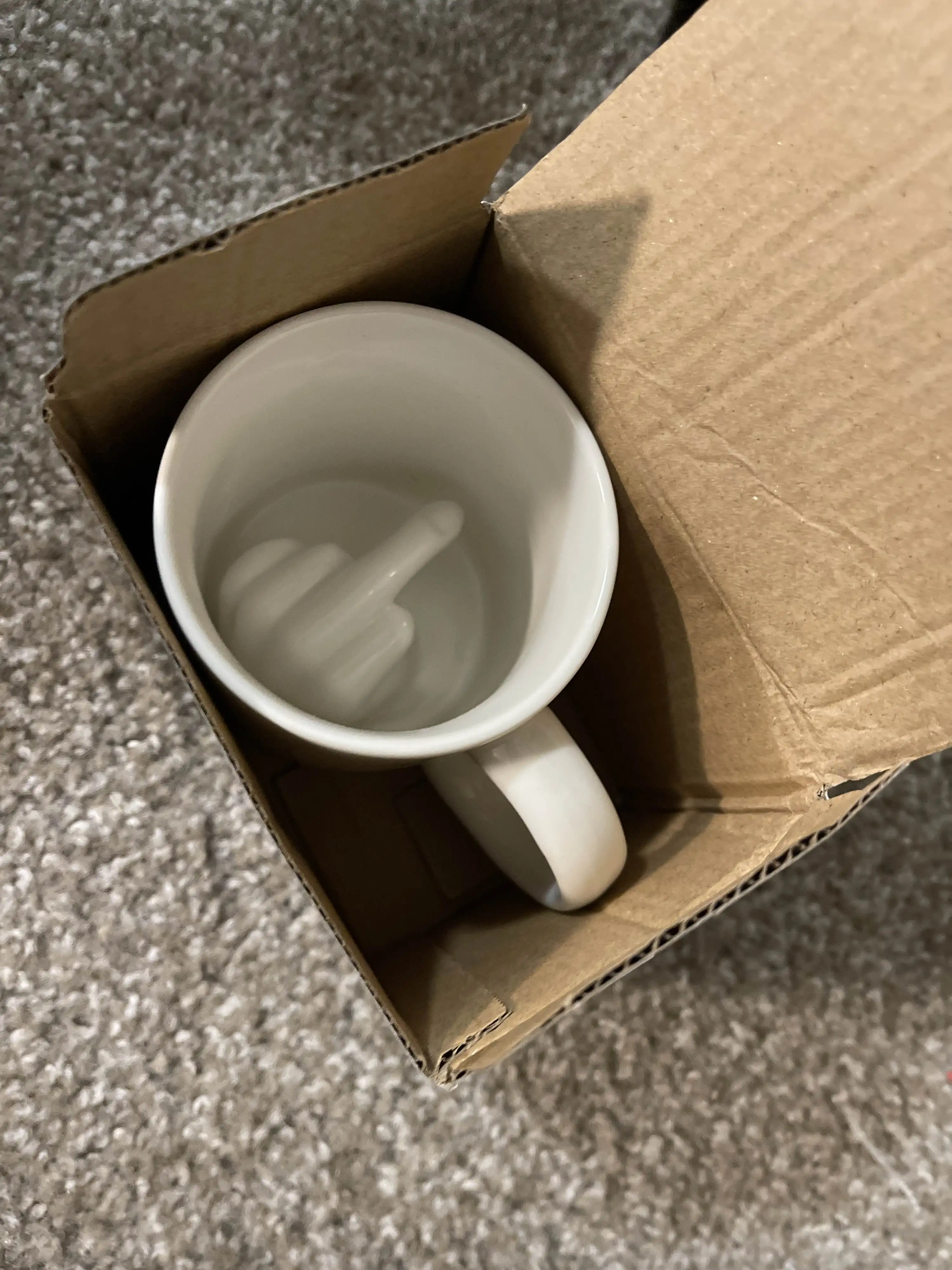 p-all'ingrosso 350ml tazza di caffè bianco 11oz tazze divertenti del dito  medio e tazze di ceramica stile 3d per il caffè del tè del latte