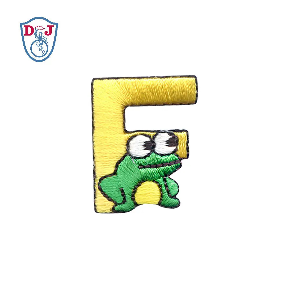 Нашивка с алфавитом 26 букв аппликация наклейки вышивкой утюгом значки именем на заказ вышивка одежды персонализированный логотип