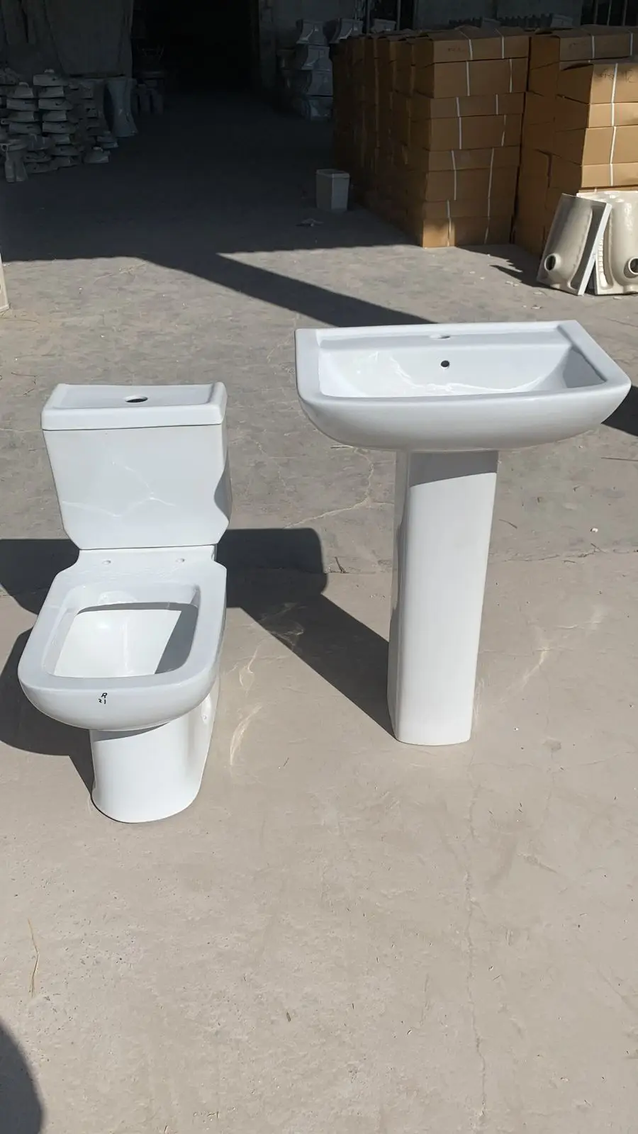 Square Shaped Captiva Two Piece Ceramic WC & Bathroom Sink Set with Dual Flush P-Trap & S-Trap Drainage From Indian Factory
