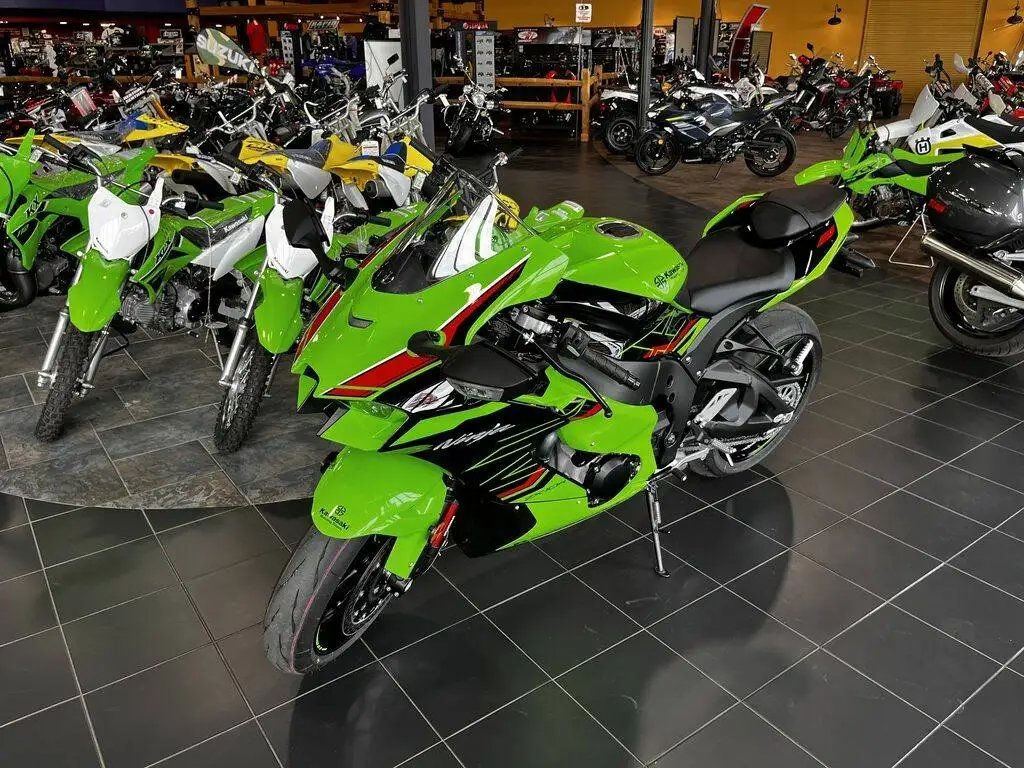 イヌタ 2023 Kawasaki Ninja® ZX™-10R KRT Edition | Crossroad Powersports