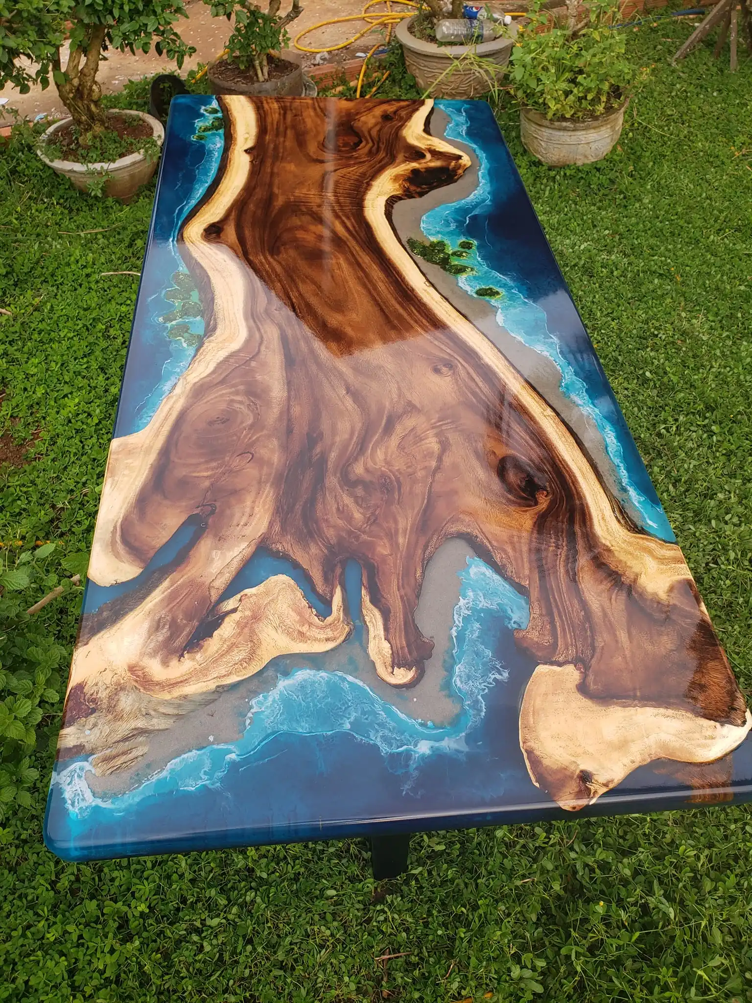 Vietnam Epoxy Saman Wood Table Epoxy River Table For Dinning Room