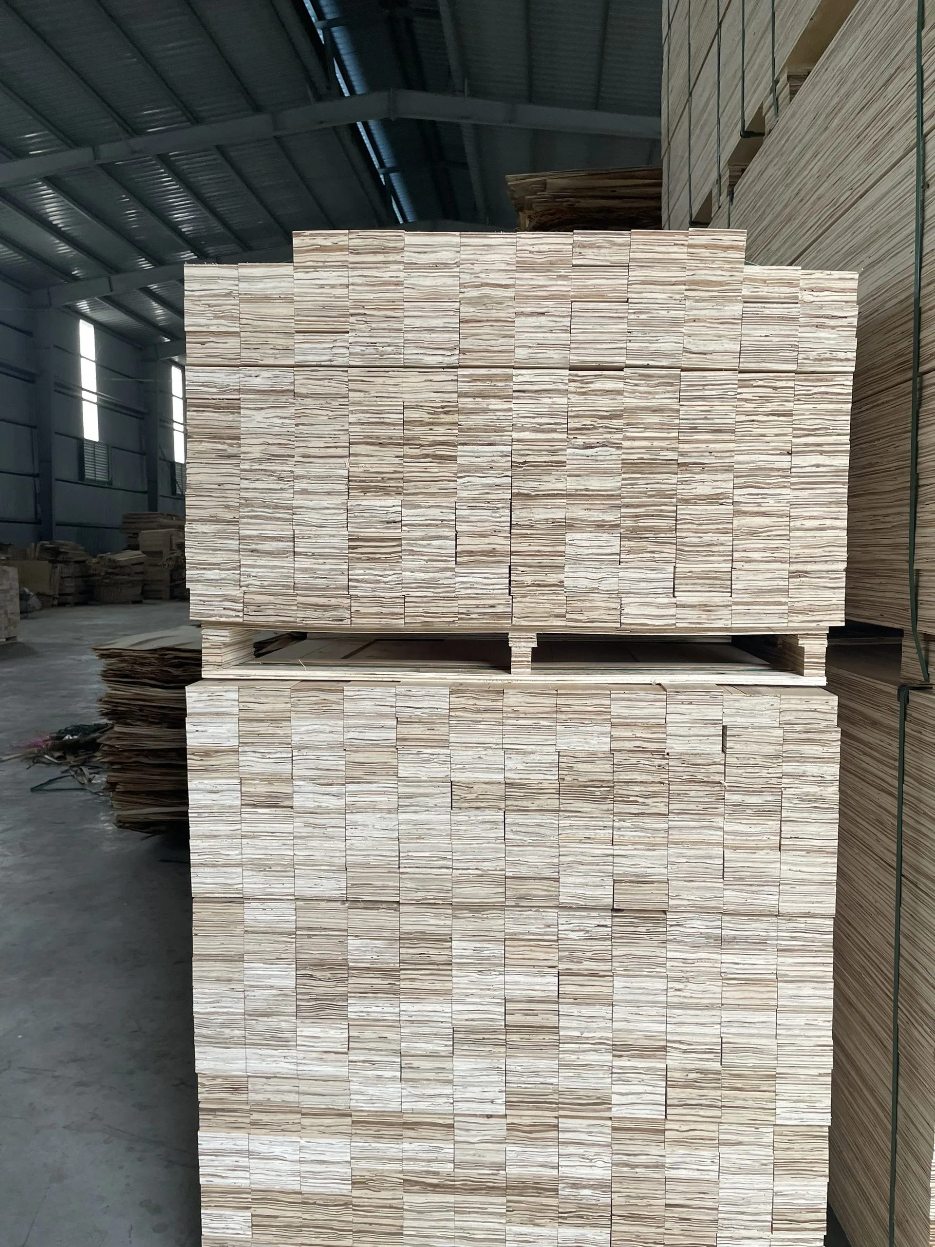 E0 Laminated Veneer Lumber Lvl Plywood Board For Bed Slat Furniture ...