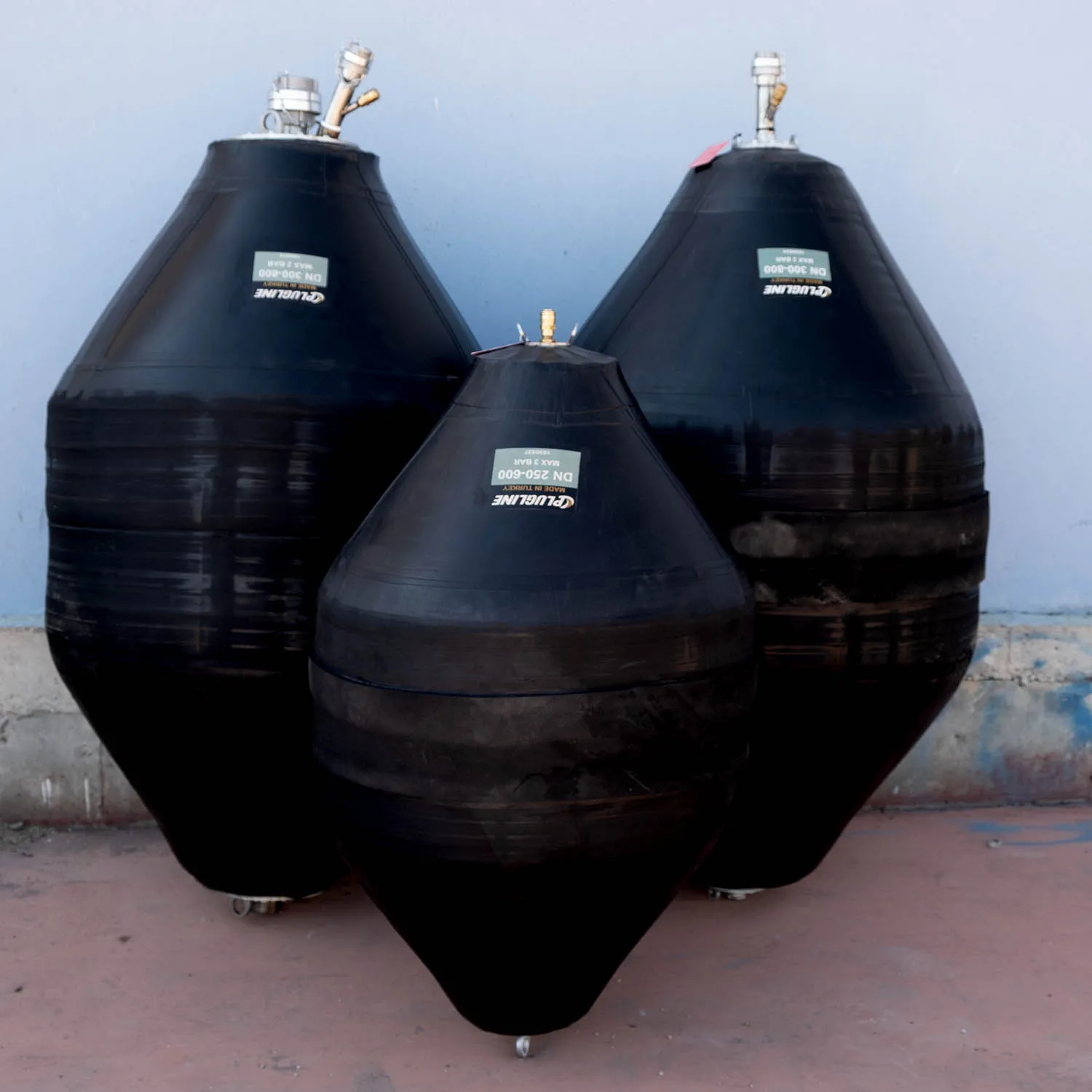 Inflatable Conical Pipe Plug for Cleaning and Testing Water Sewer Pipelines Cone Type Rubber Water Pipe Stoppers