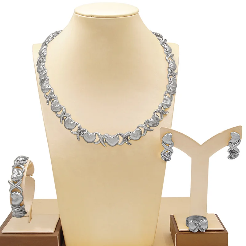 アクセサリー yurika akutsu hug cable chain necklace hug cable chain necklace yurika akutsu - メルカリ