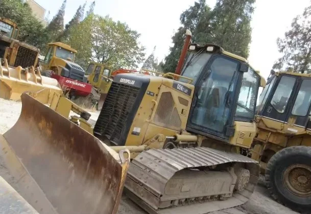 Б/у CAT D5K оптовая продажа высококачественный гусеничный бульдозер