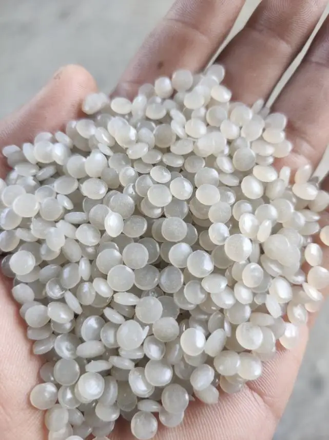 Поставка гранул ПЭ ПНД ЛПД рециркуляция импортных товаров вьетнамские фабричные чипы высокого качества смола для продажи модель места