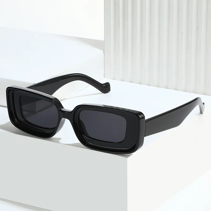 2025 Vintage Fashion Candy Color Y2K Rectangle Sun Glasses display picture 3