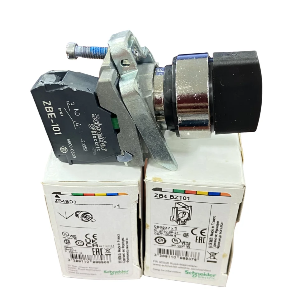 Schneider XB4BD31 - 3-Position Selector Switch with Push Button