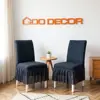 Gris oscuro