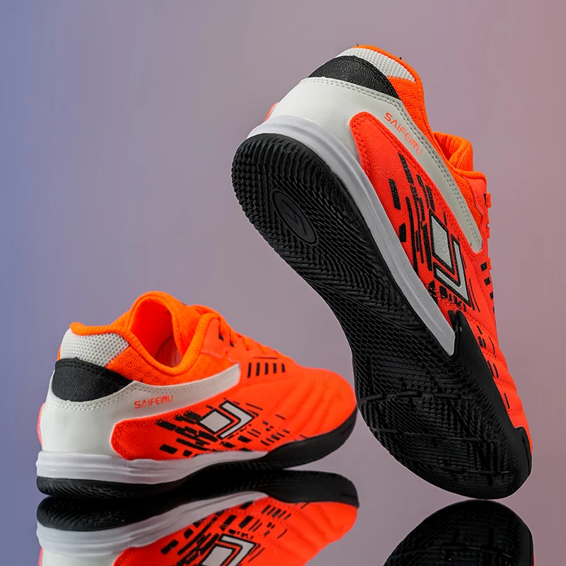 SAIFEINU High-quality Fashion Indoor Soccer Boots Retro Futbol Soccer Shoes 2024 New Ori aperçu 3