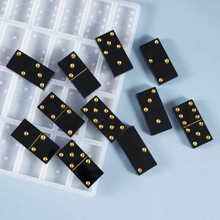 High Quality Resin Epoxy Large Size Resin Dominoes 28 Piece Set with Bag Natural Dominoes Sets Black Numbers Kids Outdoor Games