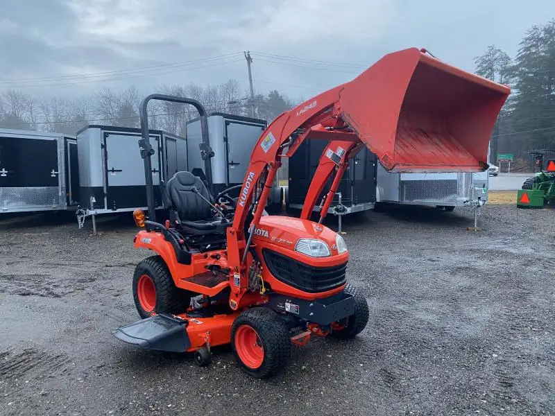 Used kubota Lawn Mower 4x4 Small Tractor with Front End Loader Backhoe Kubota Tractors Trucks Agriculture Mini Farm Tractor