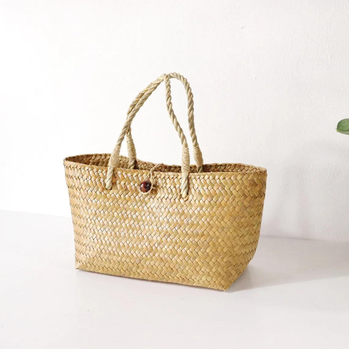 Eco Friendly Seagrass Raffia Tote Bags Perfect for Summer