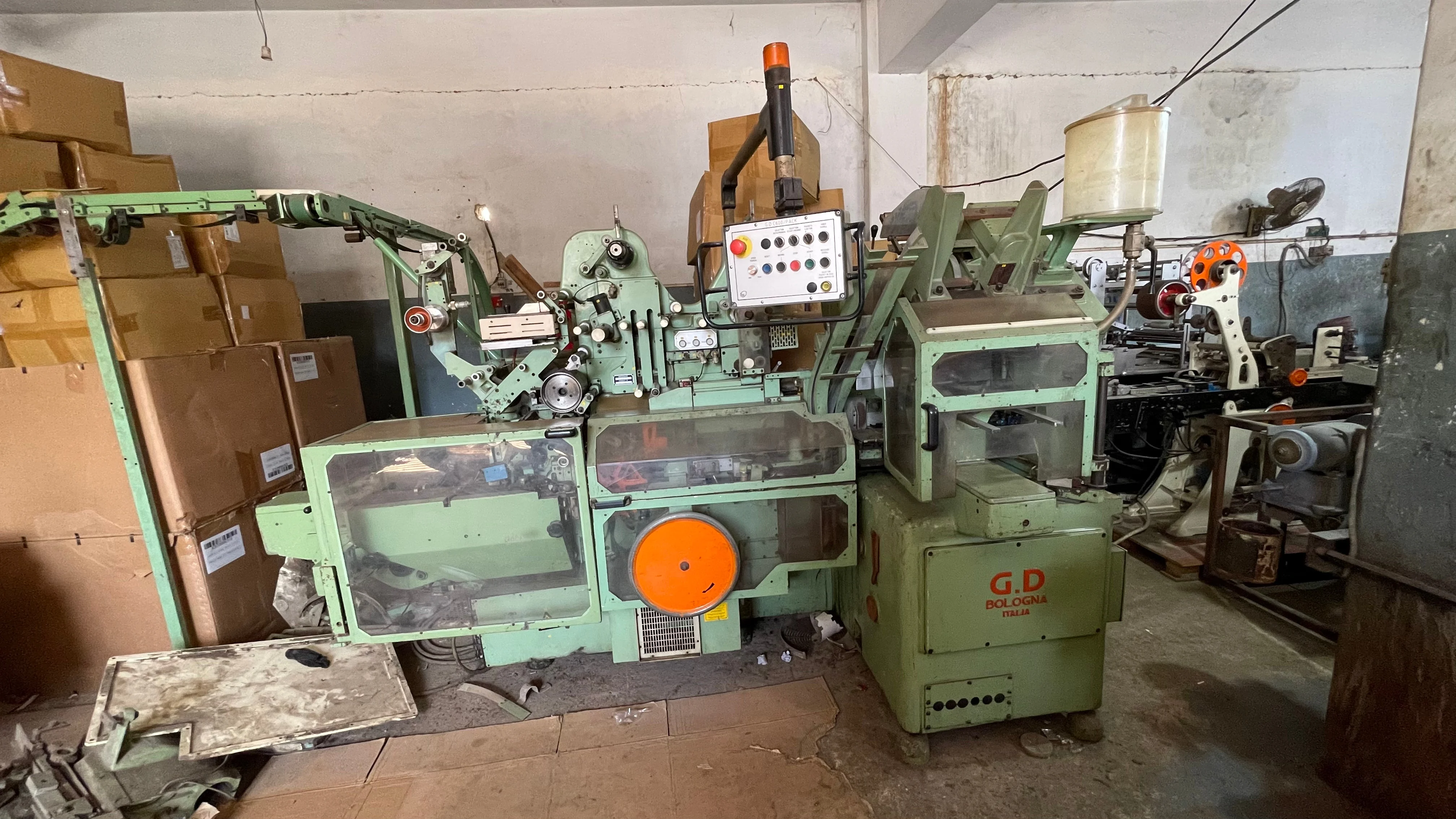 gd tobacco machinery GD C-600 Electric Automatic Tobacco Manufacturing Machinery Cigarette  Wrapper and Boxer Machine for Plant Use