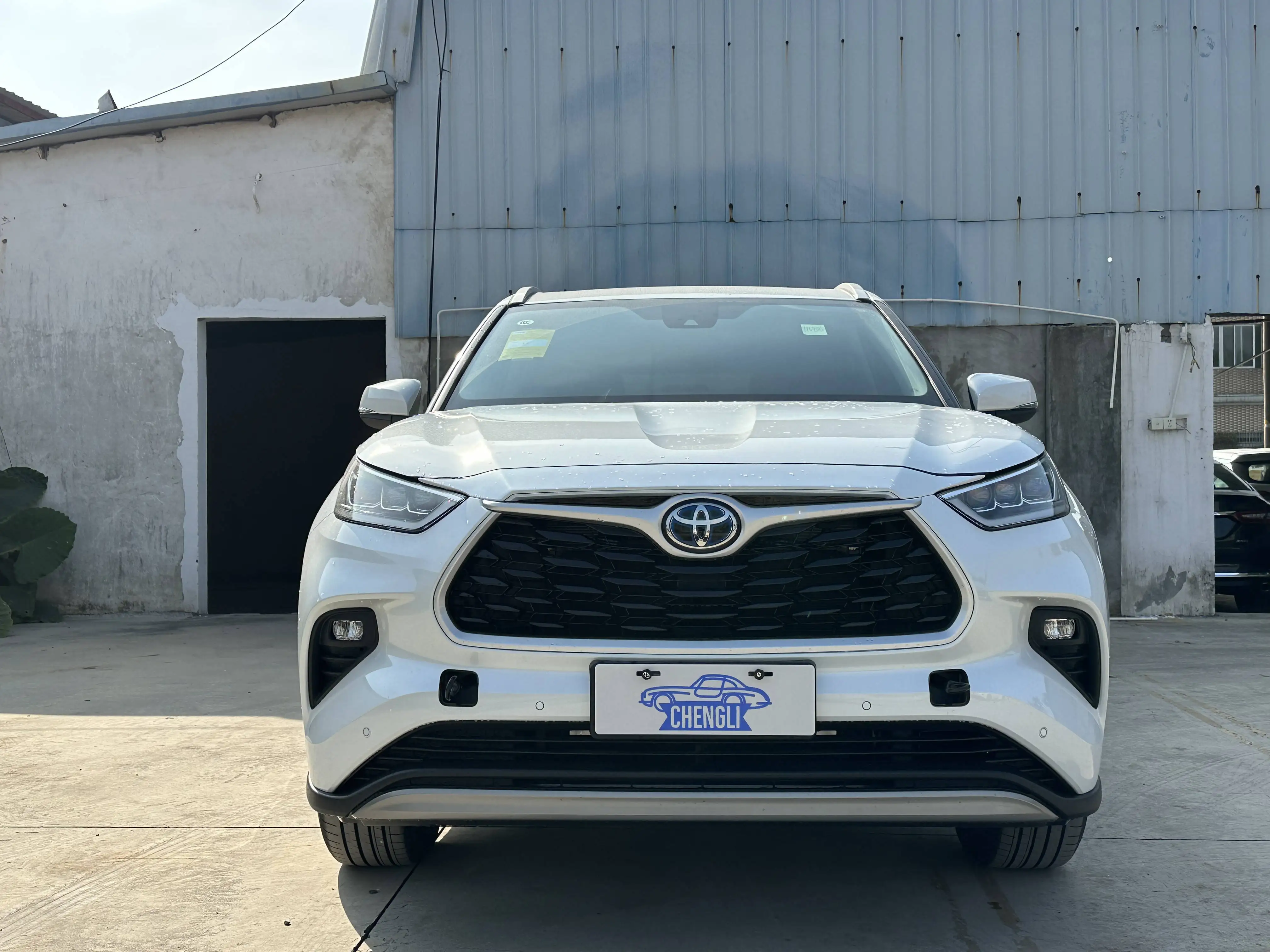 Toyota Highlander 2018 Hybrid 2.5HEV 4WD Deluxe Edition SUV ...