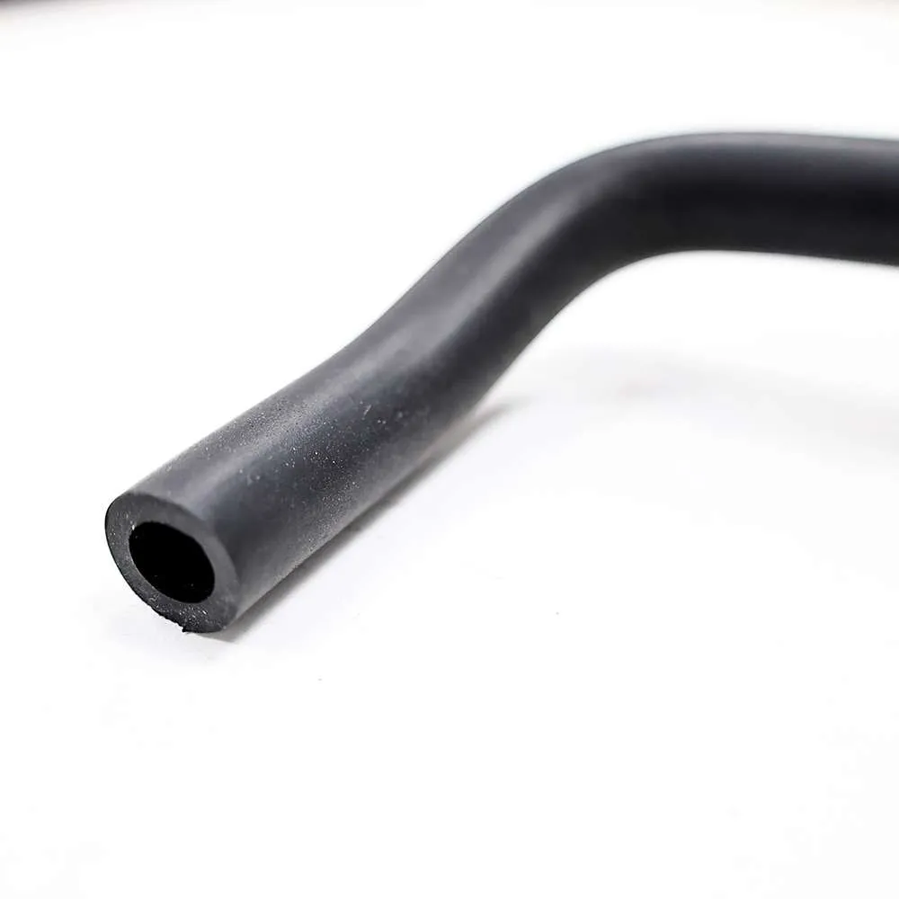 3M5H8C012MK 3M5H8C012MH Expansion Tank Hose Short for Ford Focus 200... — 2