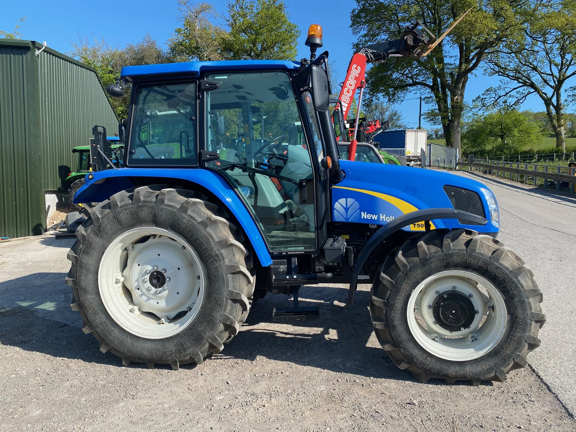 Factory Sale New Hoolland 4710 Tractor With Loader And Farming ...