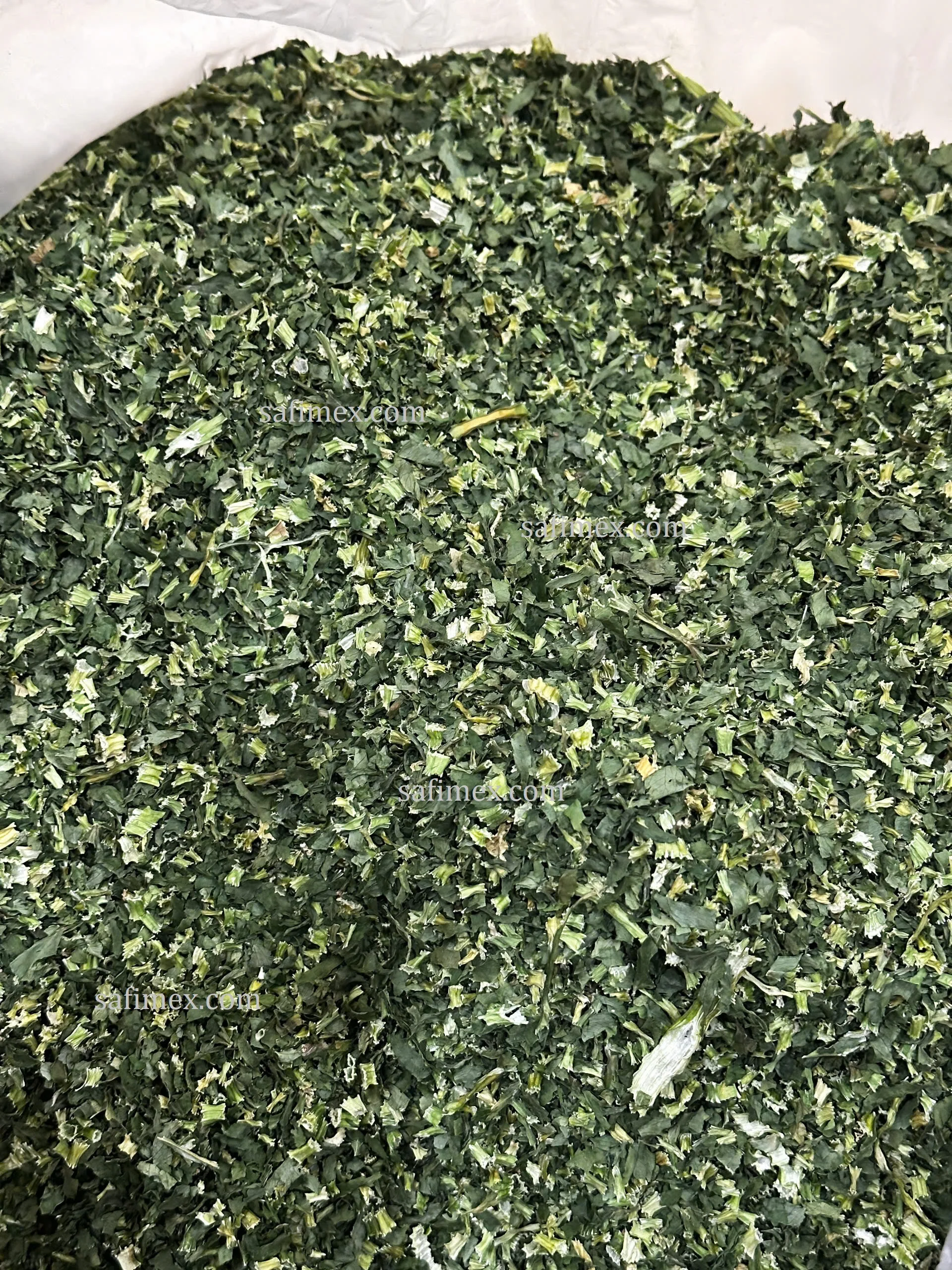 Ground Dried Celery Leaves Flake for Food Ingredient and Dressing Organic Vegetable Air-Drying