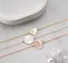 Como se muestra en la imagen