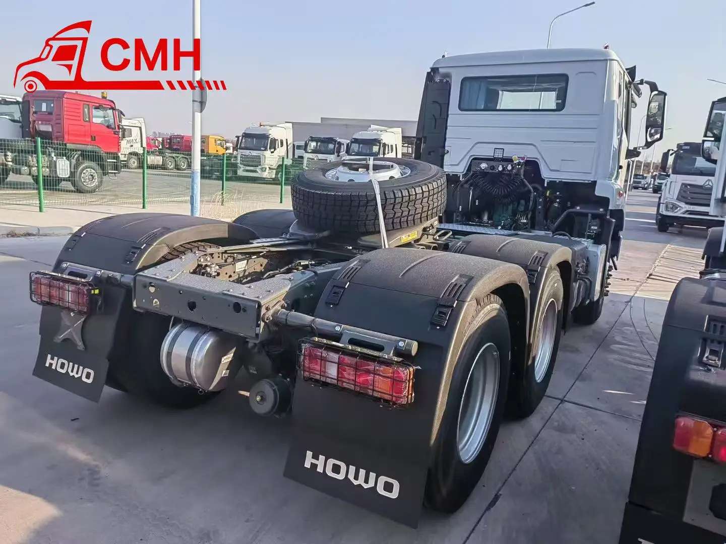 Sinotruck Howo NX 6x4 380-430hp Euro 2 600L Tractor Head  with Air Suspension Right Steering Diesel Fuel Low Price Tractor Truck details